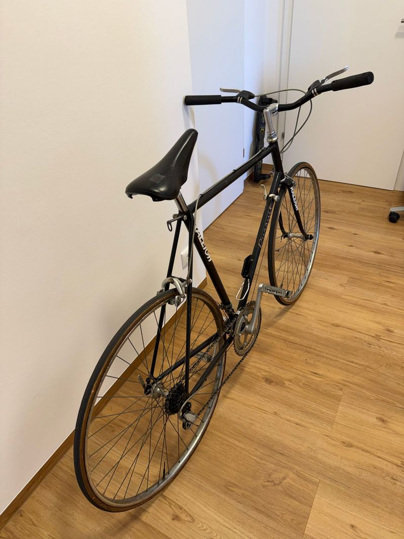 Used Raleigh Custom Other 1985 Road & Gravel, Black — image 3 of 5