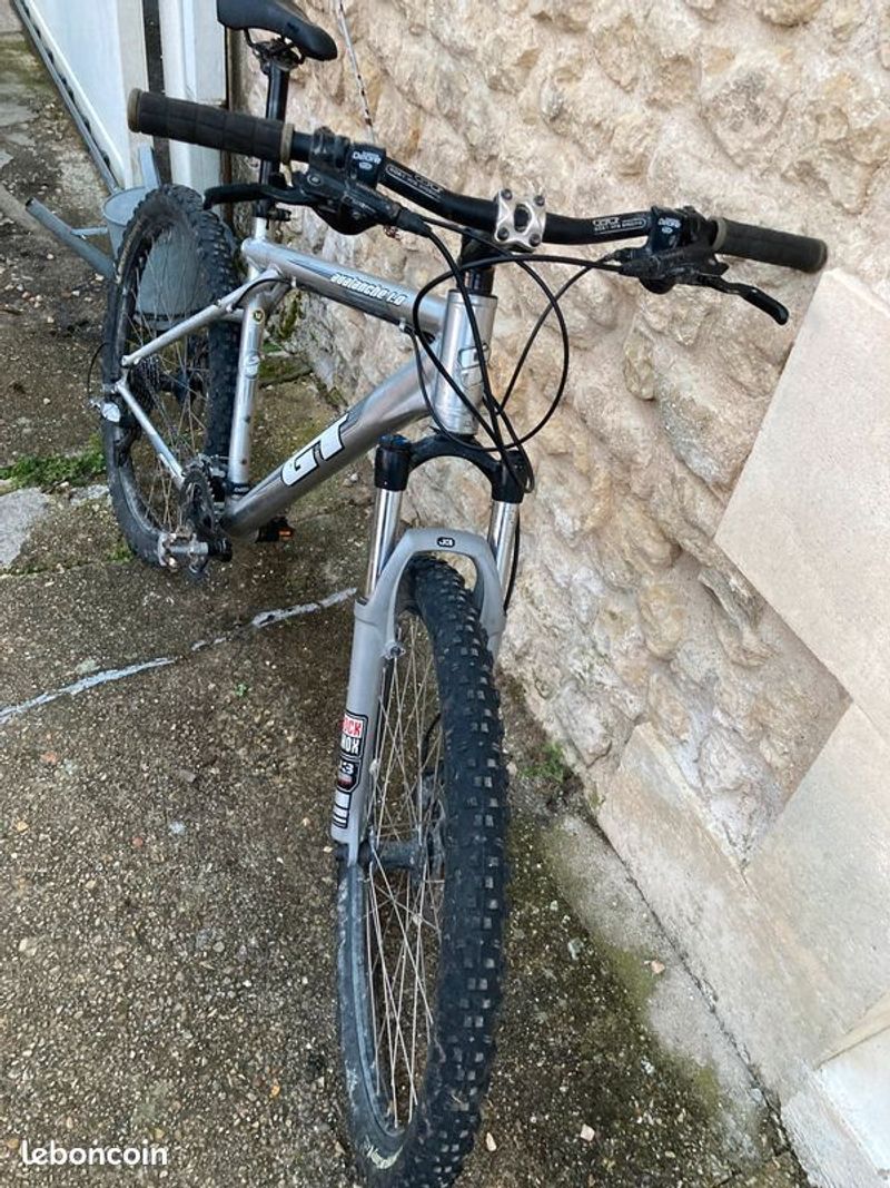 Gebrauchtes GT Avalanche 1.0 2005 Mountainbike, Hellgrau — Bild 5 von 9