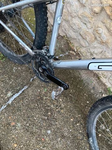 Gebrauchtes GT Avalanche 1.0 2005 Mountainbike, Hellgrau — Bild 7 von 9