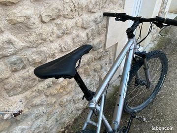 Gebrauchtes GT Avalanche 1.0 2005 Mountainbike, Hellgrau — Bild 6 von 9