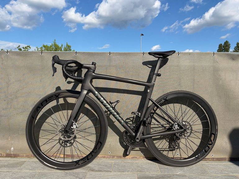Used Specialized S-Works Tarmac SL8 - SRAM RED AXS 2026 2026 Road & Gravel, Black — image 2 of 7