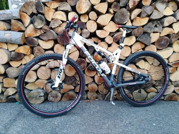 Used Focus Custom Shimano SLX 2015 Mountainbike, White — image 2 of 3