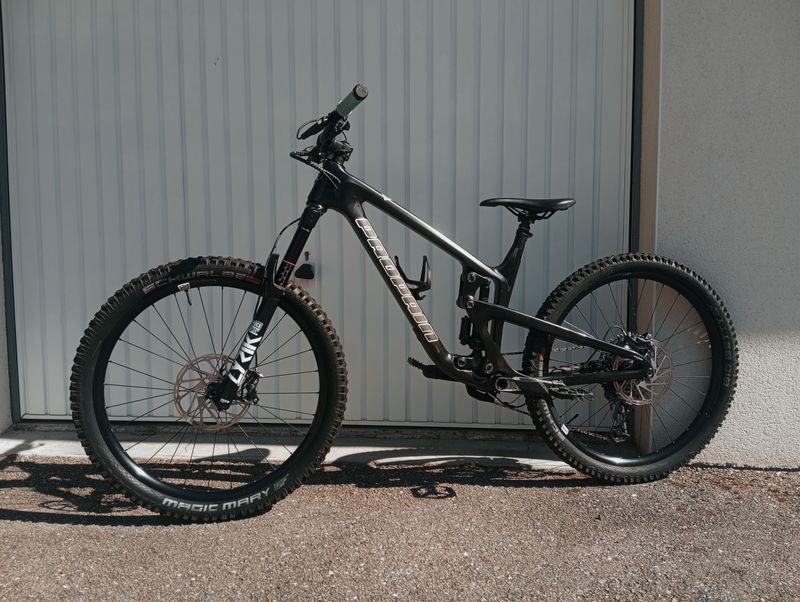 Used Propain Tyee SRAM GX Eagle 2022 Mountainbike, Black, 27.5 (650B) — image 1 of 7
