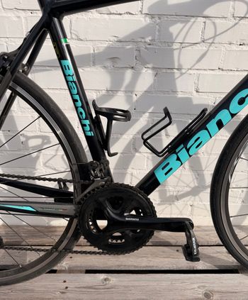Used Bianchi Via Shimano 105 2018 Road & Gravel, Negro — image 3 of 5