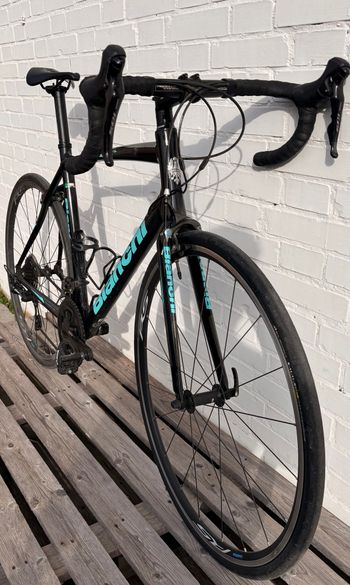 Used Bianchi Via Shimano 105 2018 Road & Gravel, Negro — image 5 of 5