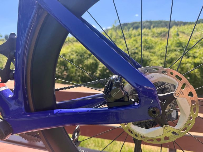 Used Canyon Aeroad CF SLX 8 Di2 2023 2023 Road & Gravel — image 10 of 10