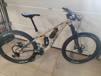 CUBE, Cube One 77 Race M