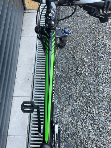 Specialized Hotrock Shimano Deore XT 2017 Youth d'occasion — image 5 sur 17