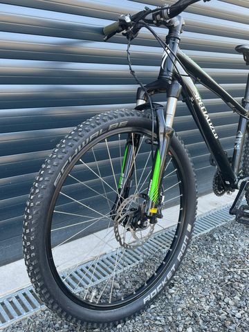 Specialized Hotrock Shimano Deore XT 2017 Youth d'occasion — image 16 sur 17