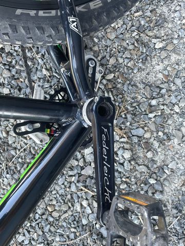 Specialized Hotrock Shimano Deore XT 2017 Youth d'occasion — image 15 sur 17