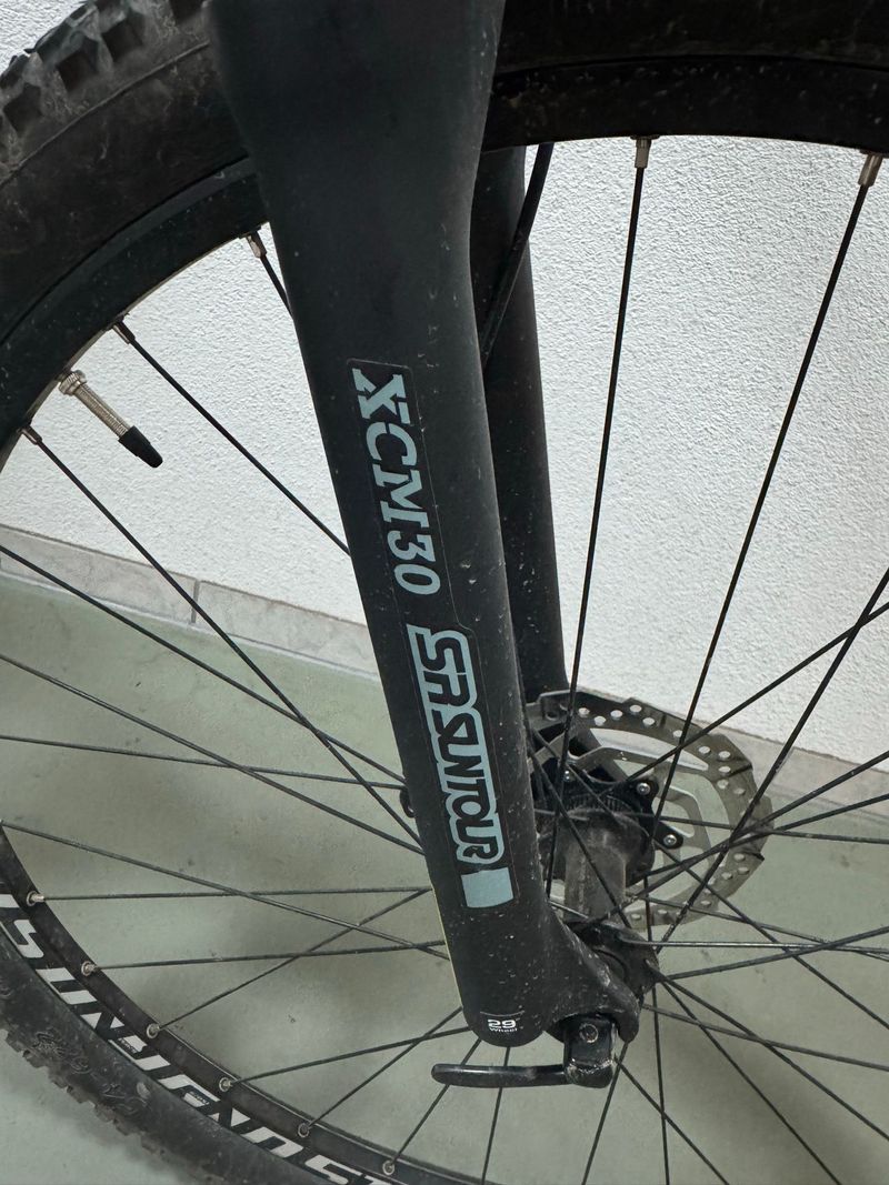 Ghost KATO Base 29 2021 2021 Mountainbike d'occasion — image 6 sur 9