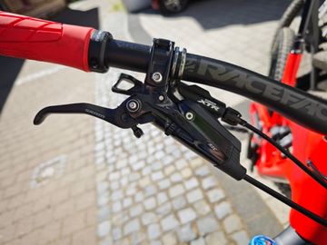 Used YT Custom Shimano XTR 2019 Mountainbike, Red, 27.5 (650B) — image 4 of 6