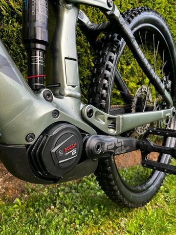 Trek Rail 7 Gen 3 2024 2024 Mountainbike usato, Grigio chiaro — immagine 6 di 12