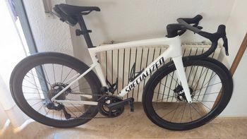 Specialized, Tarmac SL8 Expert - Shimano Ultegra Di2 2025