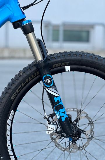 Commencal Custom Other SRAM 2016 Mountainbike usato, Blu — immagine 4 di 6