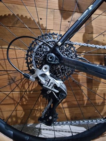 Bombtrack Hook SRAM Rival 2023 Road & Gravel de segunda mano, Negro — imagen 4 de 10
