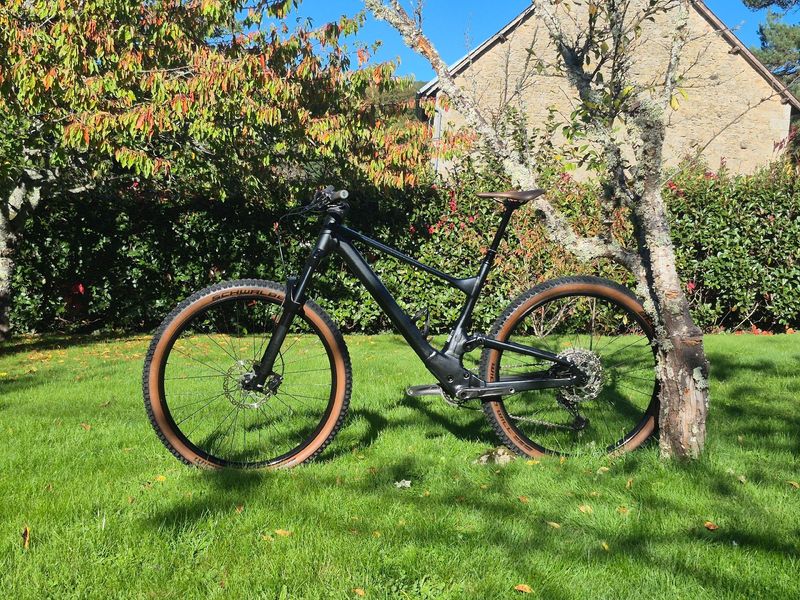 Scott Spark 960 Black 2022 Mountainbike usato, Nero — immagine 1 di 5