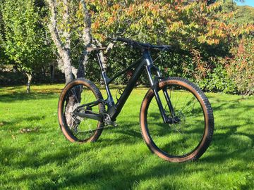 Scott Spark 960 Black 2022 Mountainbike usato, Nero — immagine 2 di 5
