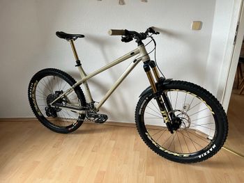 Commencal, Meta SRAM GX Eagle AXS
