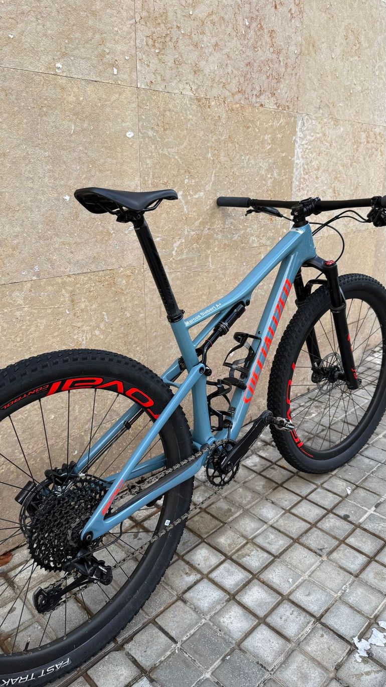 Specialized Men's Epic Expert 2020 2020 Mountainbike usato, Blu — immagine 2 di 6