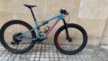 Specialized Men's Epic Expert 2020 2020 Mountainbike usato, Blu — immagine 4 di 6