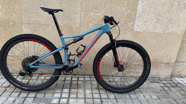 Specialized Men's Epic Expert 2020 2020 Mountainbike usato, Blu — immagine 4 di 6