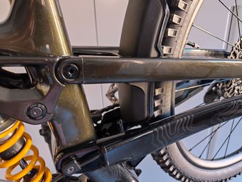 Used Trek Slash 9.8 GX AXS T-Type Gen 6 2025 2025 Mountainbike, Green, 27.5, 29 — image 34 of 36