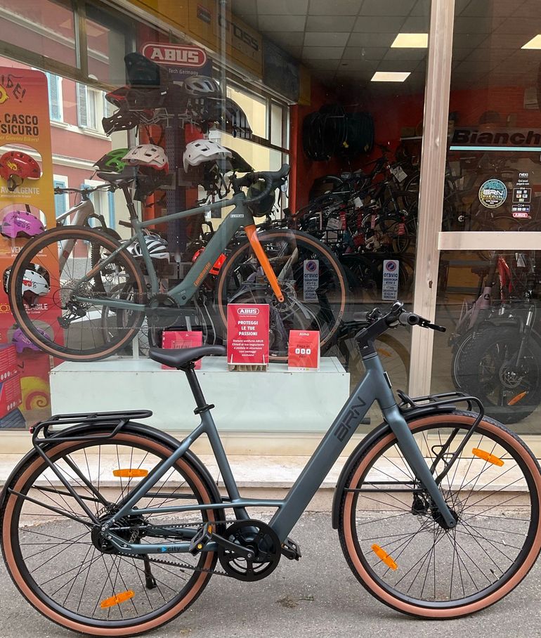 Used brn Brn Custom Other 2026 Urban, Light Gray — image 2 of 6