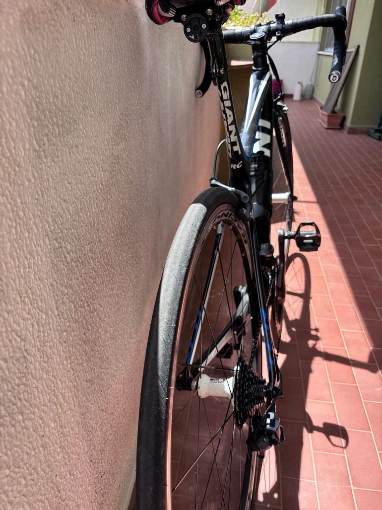 Used Giant Tcr Shimano Dura Ace bike — image 6 of 8