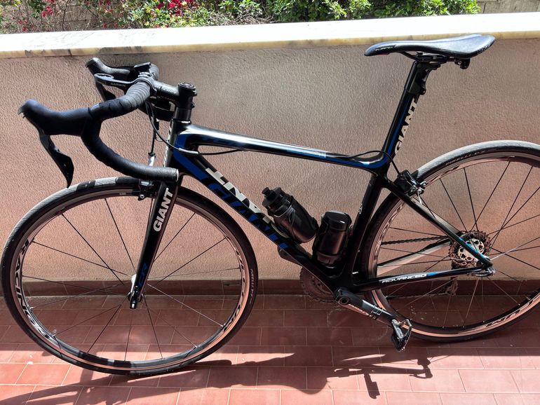 Used Giant Tcr Shimano Dura Ace bike — image 2 of 8
