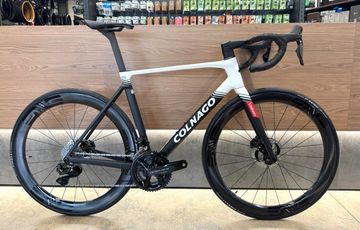 Použité Colnago V5Rs Shimano Dura Ace Di2 2025 2025 Road & Gravel