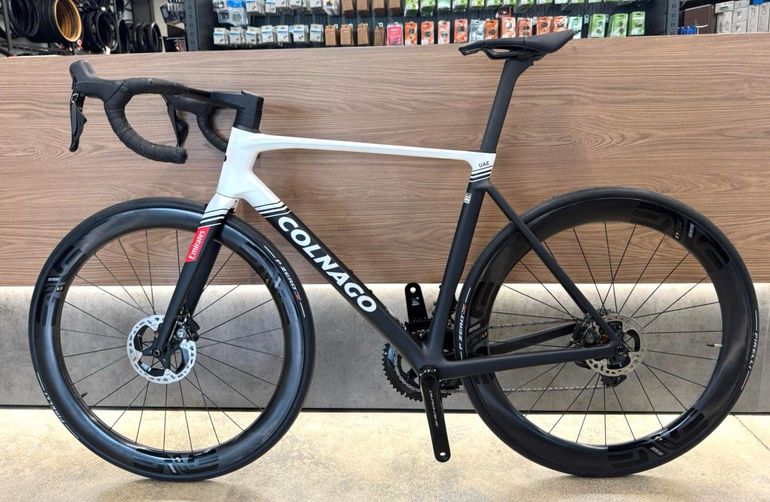 Used Colnago V5Rs Shimano Dura Ace Di2 2025 2025 Road & Gravel, Black — image 2 of 11