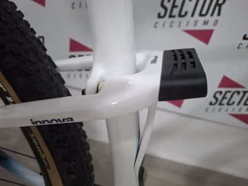 Used Lee Cougan Rampage Sram X0 EAGLE AXS 2025 Mountainbike, White — image 15 of 16