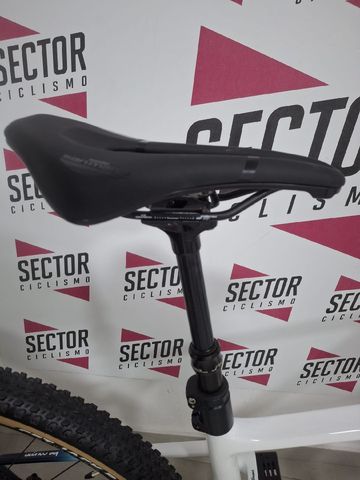 Used Lee Cougan Rampage Sram X0 EAGLE AXS 2025 Mountainbike, White — image 14 of 16