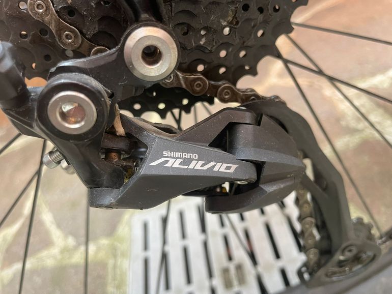 Used Cannondale Trail 6 2023 Mountainbike, Light Gray — image 8 of 18