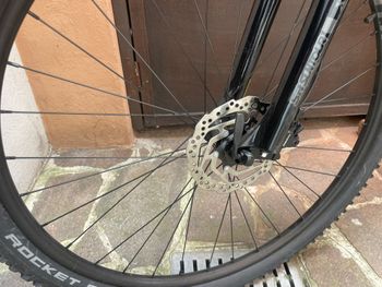 Used Cannondale Trail 6 2023 Mountainbike, Light Gray — image 5 of 18