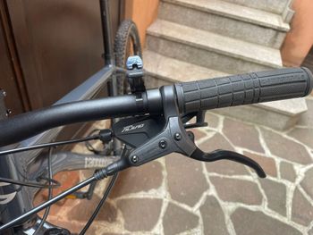 Used Cannondale Trail 6 2023 Mountainbike, Light Gray — image 4 of 18