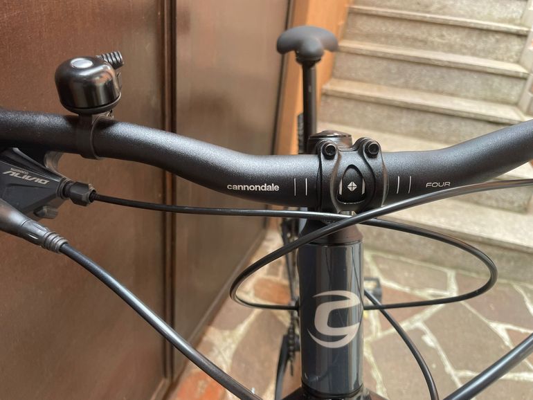Used Cannondale Trail 6 2023 Mountainbike, Light Gray — image 12 of 18