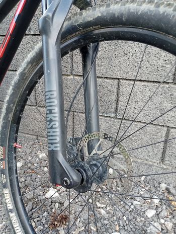 Used Trek X-Caliber 9 2023 2023 Mountainbike, Schwarz, 27.5, 29 — image 7 of 9