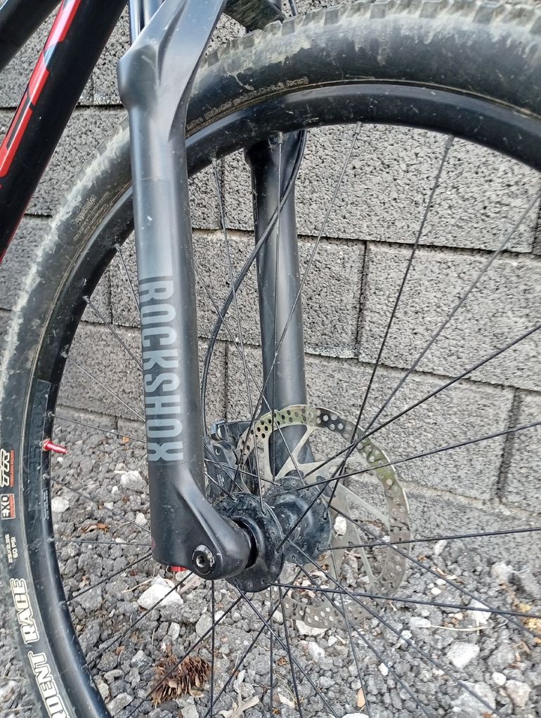 Used Trek X-Caliber 9 2023 2023 Mountainbike, Schwarz, 27.5, 29 — image 7 of 9