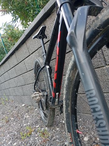Used Trek X-Caliber 9 2023 2023 Mountainbike, Schwarz, 27.5, 29 — image 6 of 9