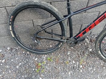 Used Trek X-Caliber 9 2023 2023 Mountainbike, Schwarz, 27.5, 29 — image 3 of 9