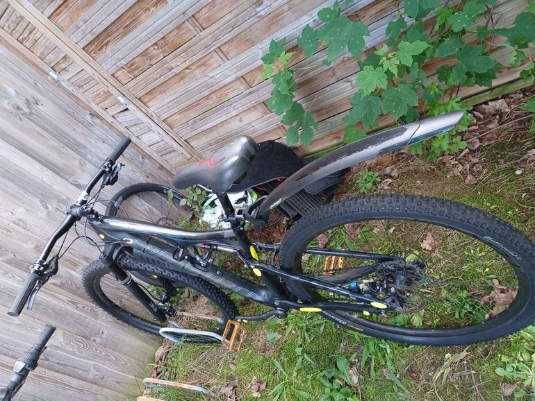 Used Specialized Specialized Epic Expert 2016 Mountainbike — image 1 of 12