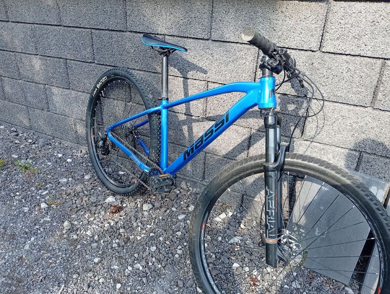 美品hand made Italy Corsa 希少フルサスMTB M 26 美品hand made Italy