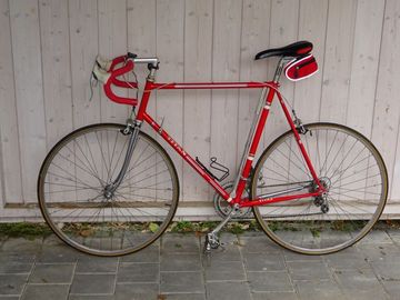 Used Titan Rennrad 1988 Road & Gravel, Red — image 1 of 8