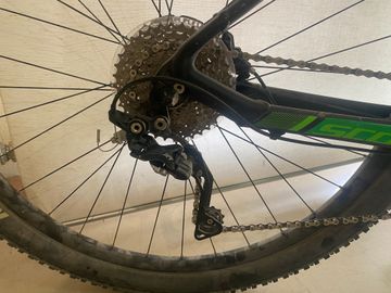 Used Scott Scale Shimano Deore XT 2018 Mountainbike, Green — image 2 of 5