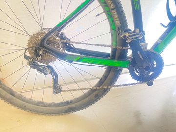 Used Scott Scale Shimano Deore XT 2018 Mountainbike, Green — image 3 of 5