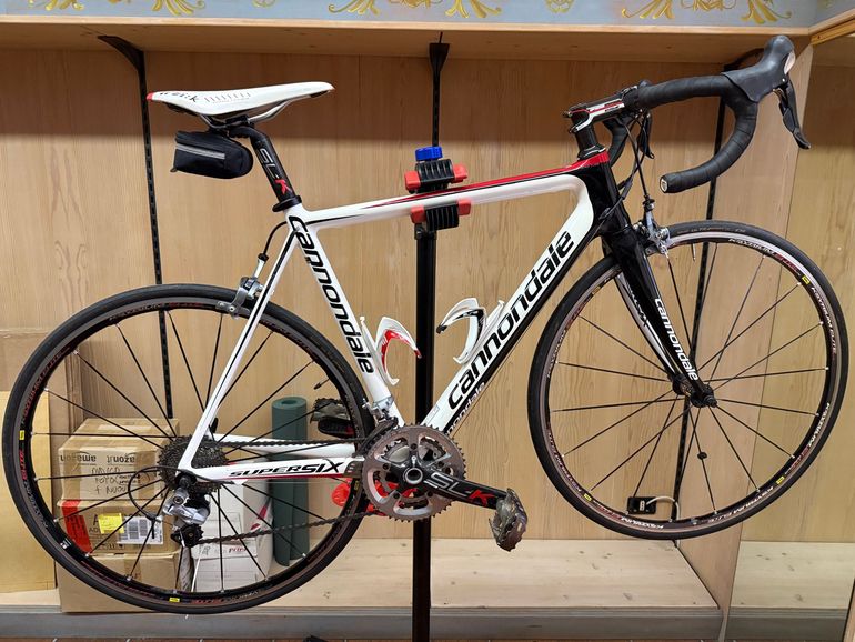 Used Cannondale SuperSix EVO Shimano Ultegra 2017 Road & Gravel, White — image 1 of 7