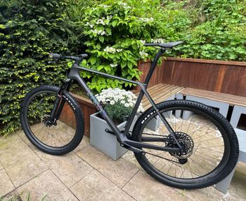 Used Canyon Exceed CFR LTD 2021 2021 Mountainbike, Black, 29 — image 2 of 6