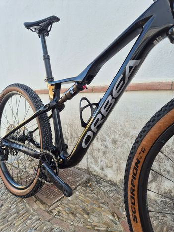 Used Orbea Oiz Shimano XTR 2024 Mountainbike — image 2 of 7